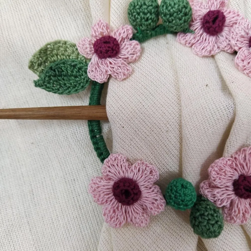 Buttercup Crochet Hair Tie | Hand-crafted | Cotton | Pink and Green