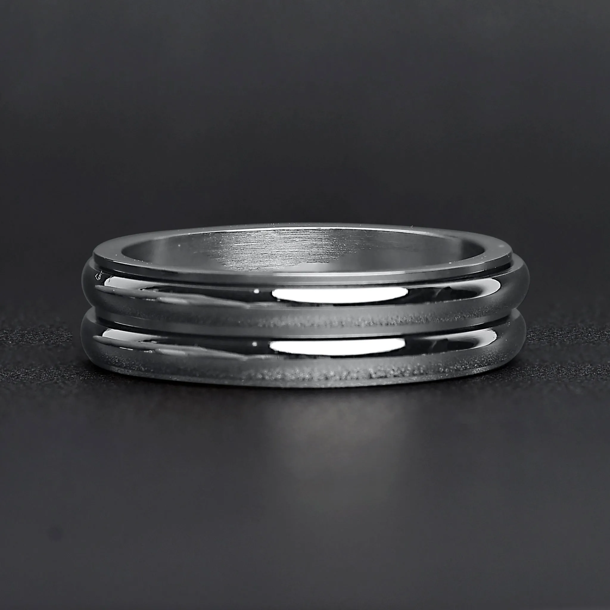 Highly Polished Stainless Steel Grooved Spinner Center Ring / SRJ2416